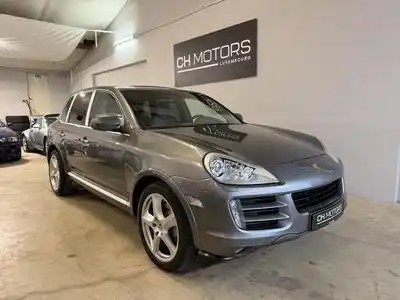Porsche Cayenne S 4.8 V8 (2009) - Photo 1