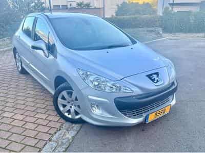 Peugeot 308 1,6i Premium (2010) - Photo 1