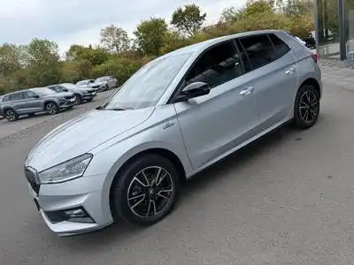 Skoda Fabia Fabia Monte Carlo DSG Navi Key 16"Kamera Shz (2025) - Foto 1