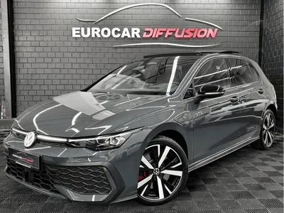 VW Golf (2025) - Photo 5