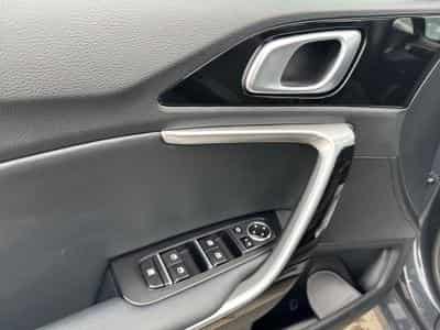 Kia Ceed Pulse 1.0T ISG (2024) - Foto 11