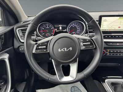 Kia Ceed Pulse 1.0T ISG (2024) - Foto 13