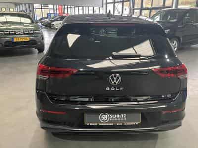 VW Golf 1.5 eTSI Life DSG 150HP (2023) - Photo 4