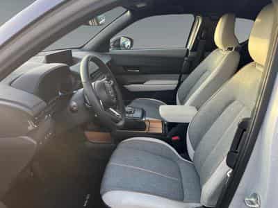 Mazda MX-30 17,8 kWh e-SKYACTIV R-EV 170 hp Makoto Modern Confidence AT (2025) - Foto 10