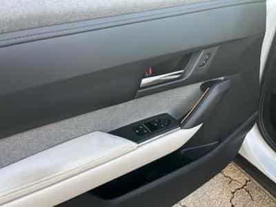 Mazda MX-30 17,8 kWh e-SKYACTIV R-EV 170 hp Makoto Modern Confidence AT (2025) - Foto 11