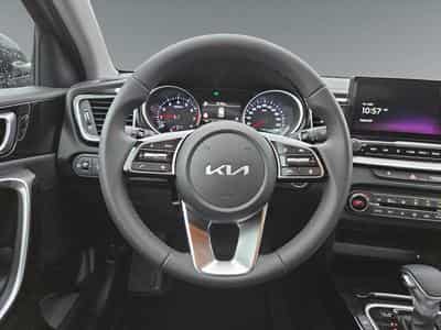 Kia Ceed Pulse 1.0 T-GDi 100 MHEV DCT7 (2025) - Foto 10