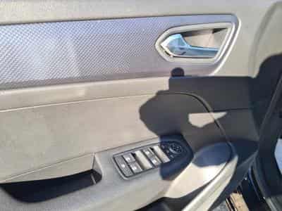 Renault Arkana 1,6L E-TECH Full Hybrid Evolution (2023) - Foto 11