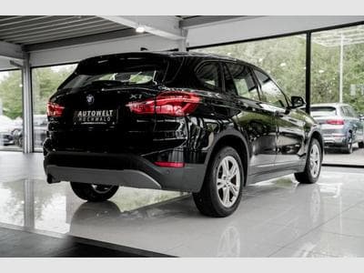 BMW X1 X1 18i Drive NAVI PDC KLIMA TÜV NEU GARANTIE (2016) - Foto 1