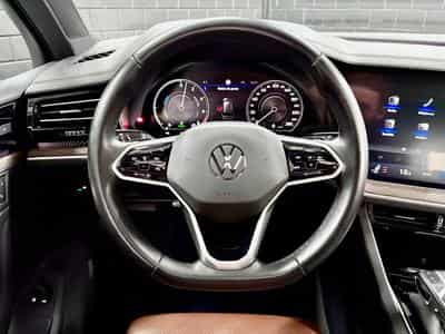 VW Touareg 3.0 TSi V6 PHEV 4MOTION 381 CV * MATRIX *PANO * CUIR * (2022) - Foto 11