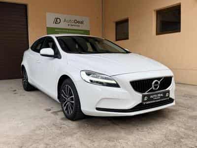 Volvo V40 D2 (2019) - Photo 1