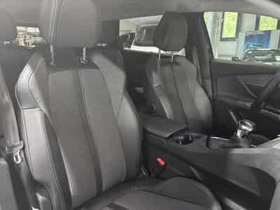 Peugeot 5008 1.5 BlueHDI Allure 7pl (2022) - Photo 11