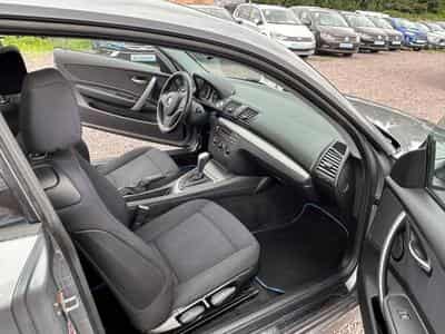 BMW 118 118d Lim. Edition Lifestyle *Automatik*5-Sitzer* (2011) - Foto 9