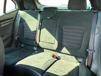 Renault Megane 1.8 TCe R.S. 300 EDC (2021) - Photo 6