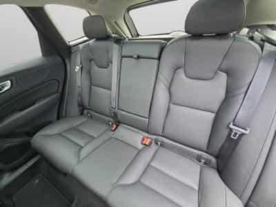 Volvo XC60 B4 Plus Dark / Essence (2024) - Photo 13