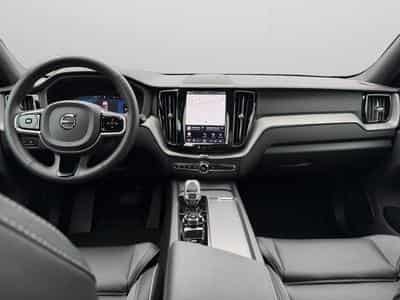 Volvo XC60 T6 Plus Dark / Hybride KIT HIVER INCLUS (2025) - Foto 3
