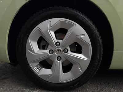 Suzuki Swift GL + (2025) - Photo 5