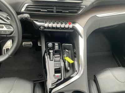 Peugeot 5008 1.5 BlueHDI 130 GT 7 Sitzer AHK Panorama (2023) - Photo 10