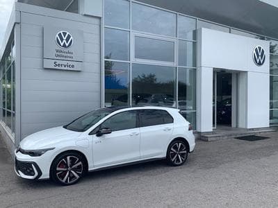 VW Golf GTE BLACK STYLE 1.5TSI 177CV DSG6 (2026) - Foto 1