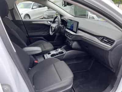 Ford Focus Focus Turnier 1.5 EcoBlue Aut.*LED 2xPDC*DAB*Winterpack (2023) - Photo 9