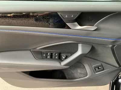 VW Tiguan R-Line+DSG+Black-Style+4M+Pano+AHK+IQ-Drive (2025) - Foto 14