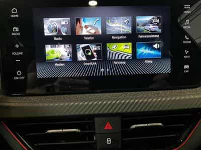Skoda Kamiq Monte-Carlo+DSG+LED+P.Assisted+P.Park&Go (2025) - Foto 13