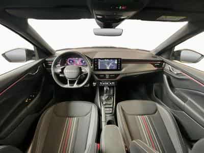 Skoda Kamiq Monte-Carlo+DSG+LED+P.Assisted+P.Park&Go (2025) - Foto 2