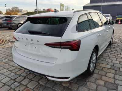 Skoda Octavia Selection 2,0 TDI (2026) - Photo 2