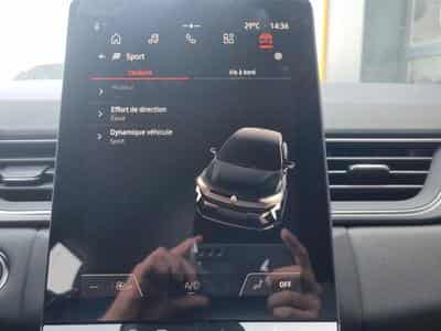 Renault CAPTUR II 1.6 E-TECH HYBRIDE 145 TECHNO (2025) - Foto 10