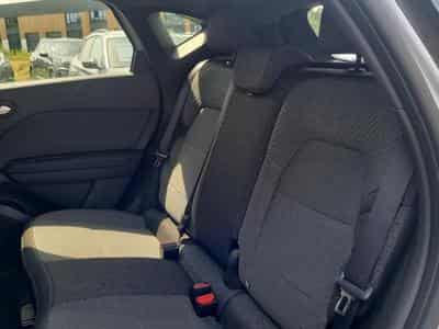 Renault CAPTUR II 1.6 E-TECH HYBRIDE 145 TECHNO (2025) - Foto 15