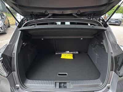 Renault CAPTUR II 1.6 E-TECH HYBRIDE 145 TECHNO (2025) - Foto 6