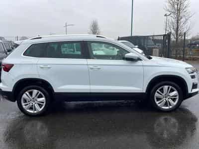 Skoda KAROQ 1.5 TSI 150 SELECTION DSG7 (2025) - Photo 4