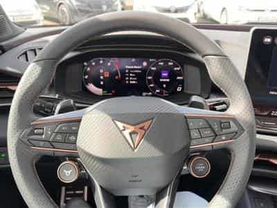 Cupra TERRAMAR 1.5 ETSI HYBRID 150 V DSG7 (2026) - Photo 13