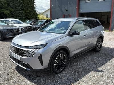 Peugeot 5008 HYBRID 145 ALLURE E-DCS6 (2025) - Photo 1