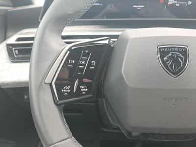Peugeot 3008 1.2 HYBRID 145 ALLURE E-DCS6 (2025) - Foto 13