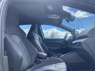 VW GOLF VIII 2.0 TDI 150 R-LINE DSG7 (2025) - Photo 13