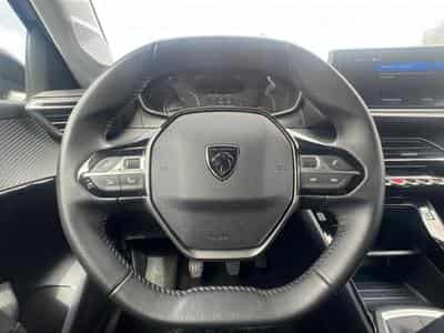 Peugeot 208 1.2 100 STYLE (2025) - Photo 14