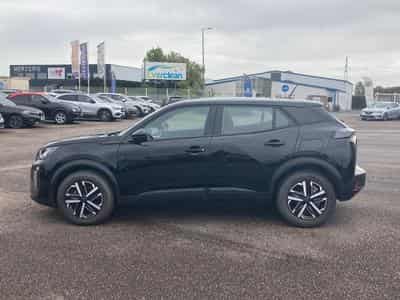 Peugeot 2008 1.2 HYBRID 145 STYLE E-DCS6 (2025) - Photo 8