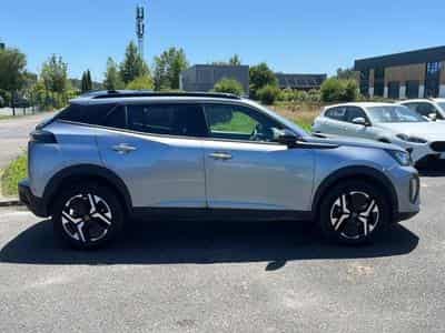 Peugeot 2008 1.2 HYBRID 145 ALLURE E-DCS6 (2025) - Photo 4