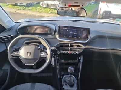 Peugeot 208 1.2 100 ALLURE (2025) - Photo 10