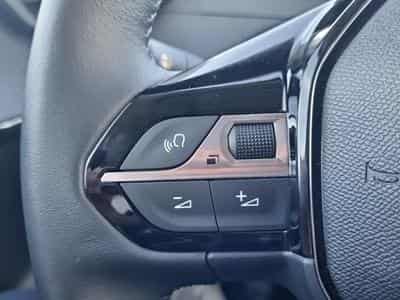 Peugeot 208 1.2 100 ALLURE (2025) - Photo 15