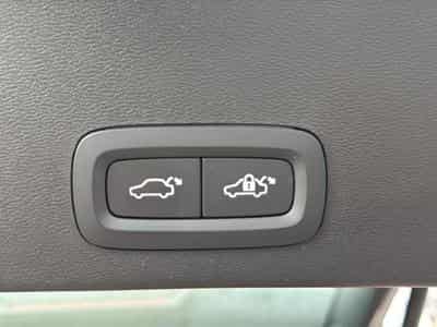 Volvo XC40 T4 RECHARGE 211 START DCT 7 (2023) - Photo 12