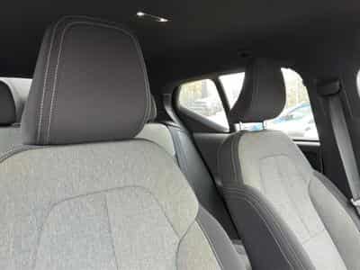 Volvo XC40 T4 RECHARGE 211 START DCT 7 (2023) - Photo 15