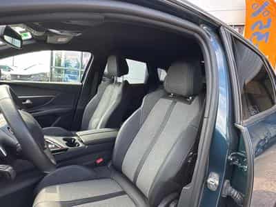 Peugeot 3008 PLUG-IN HYBRID 180 ALLURE PACK E-EAT8 (2024) - Photo 14