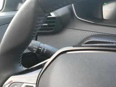Peugeot 208 1.2 100 ALLURE (2025) - Photo 13