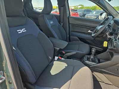 Dacia DUSTER 1.2 TCE 130 EXPRESSION 4X2 (2025) - Photo 12