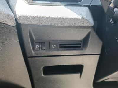Peugeot 5008 HYBRID 145 ALLURE E-DCS6 (2025) - Photo 12