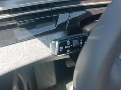 Peugeot 5008 HYBRID 145 ALLURE E-DCS6 (2025) - Photo 14