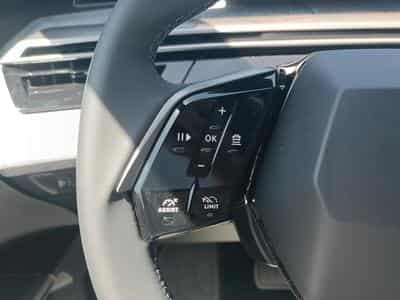 Peugeot 5008 HYBRID 145 ALLURE E-DCS6 (2025) - Photo 15