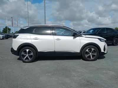 Peugeot 3008 1.5 BLUEHDI 130 GT EAT8 (2021) - Photo 4