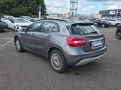 Mercedes GLA 180 INTUITION 7G-DCT (2017) - Photo 7